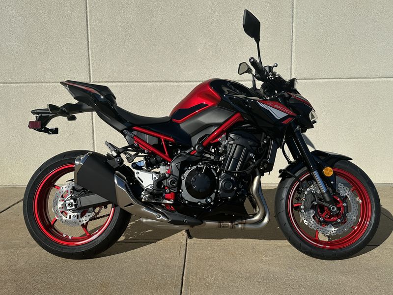 2024 Kawasaki Z900 ABSImage 2