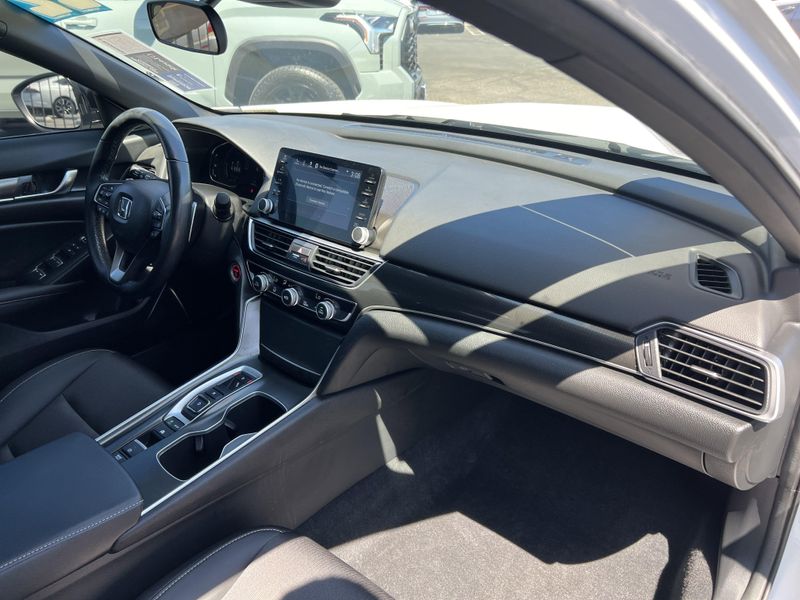 Used 2022 Honda Accord Hybrid SportImage 26