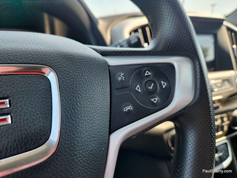 Used 2023 GMC Terrain SLE