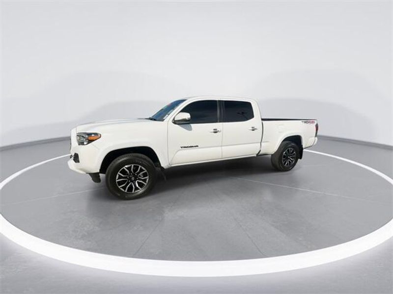 2023 Toyota Tacoma SR5 photo 4