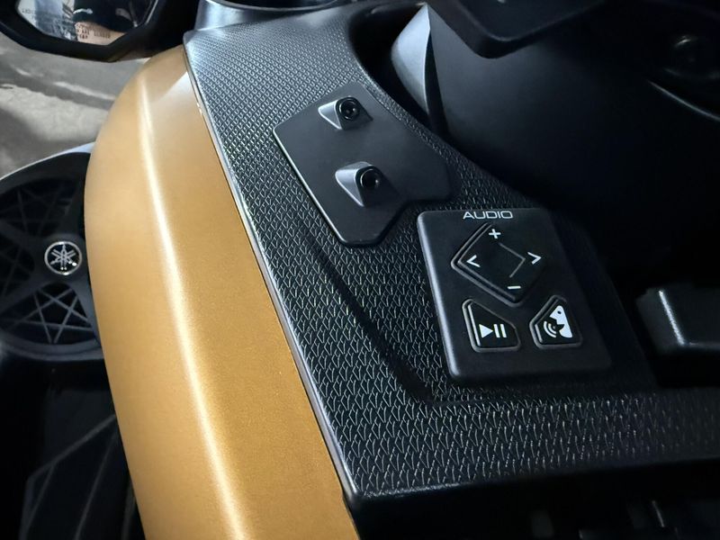 2025 Yamaha FX CRUISER HO W/AUDIO Image 10
