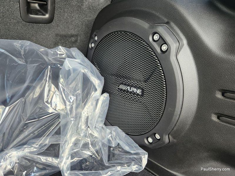 New 2025 Jeep Wrangler 4-door WillysImage 24