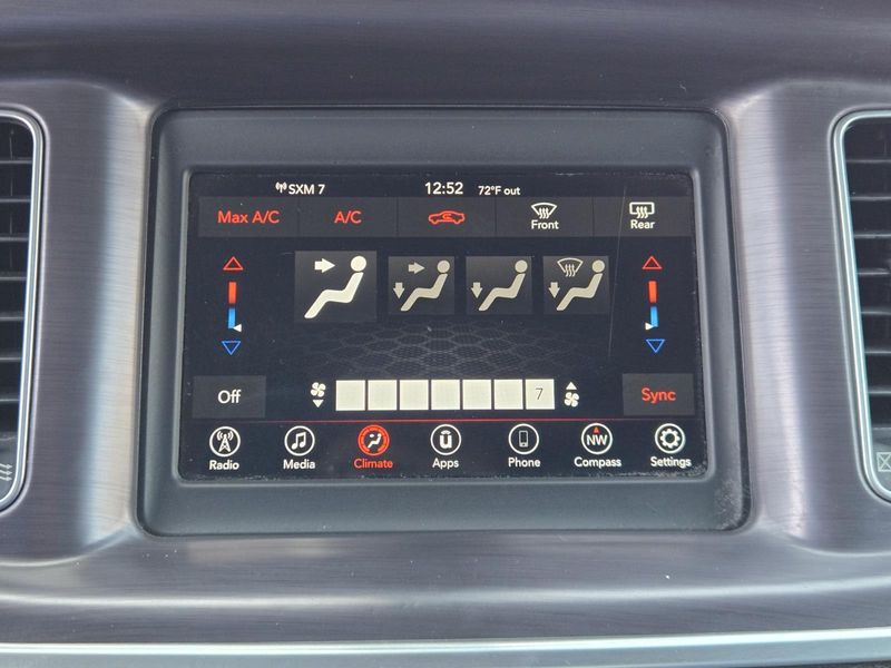 Used 2018 Dodge Charger SXT RWD