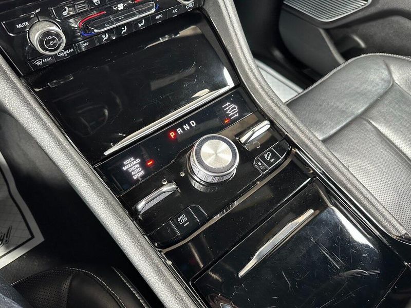 2021 Jeep Grand Cherokee L OverlandImage 7