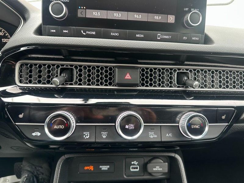 2024 Honda Civic EX-LImage 6