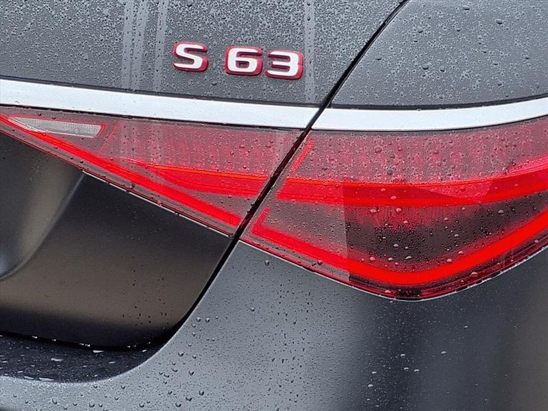 Used 2026 Mercedes-Benz AMG S 63 E AMGImage 9