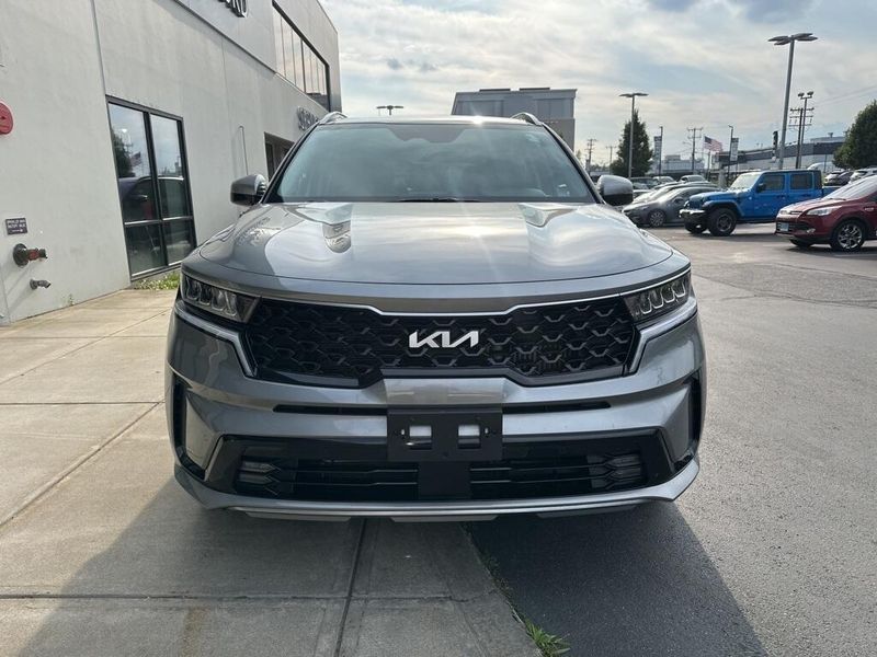 Used 2023 Kia Sorento Hybrid EXImage 2