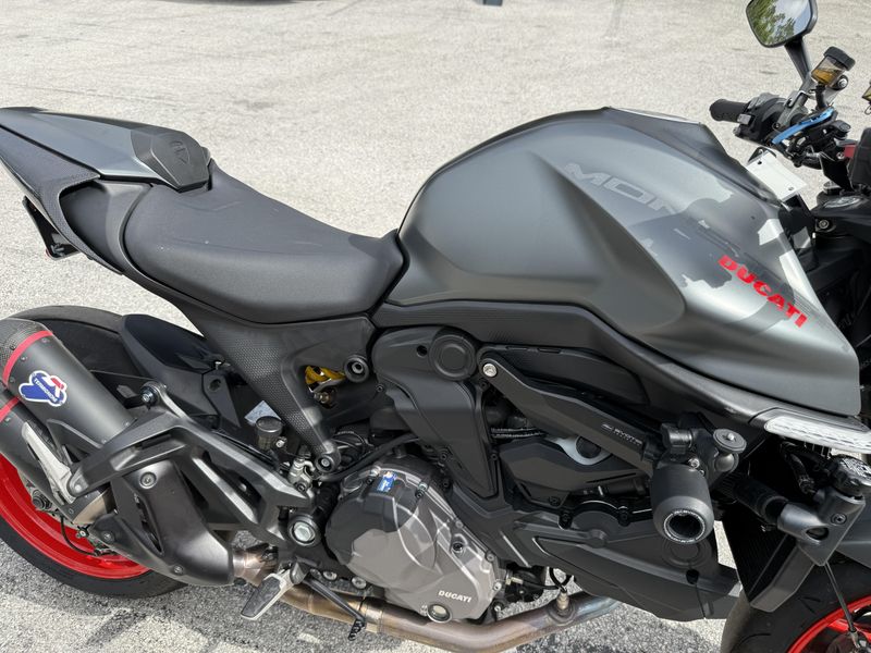 2022 Ducati Monster 937 