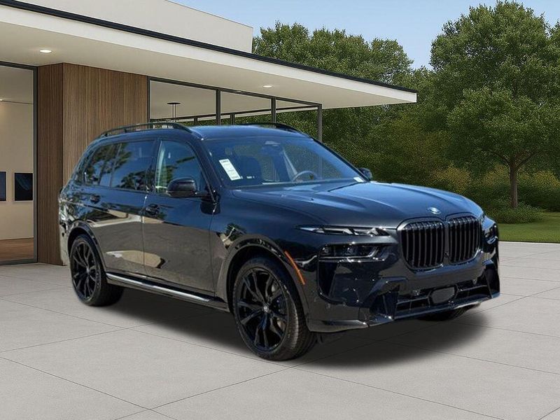 New 2026 BMW X7 xDrive40iImage 6
