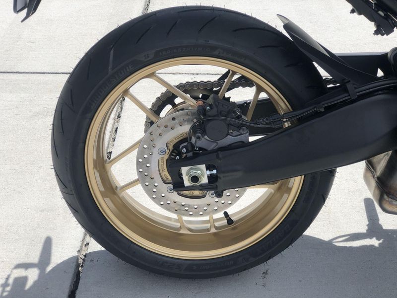 New 2026 Yamaha XSR900 Image 21