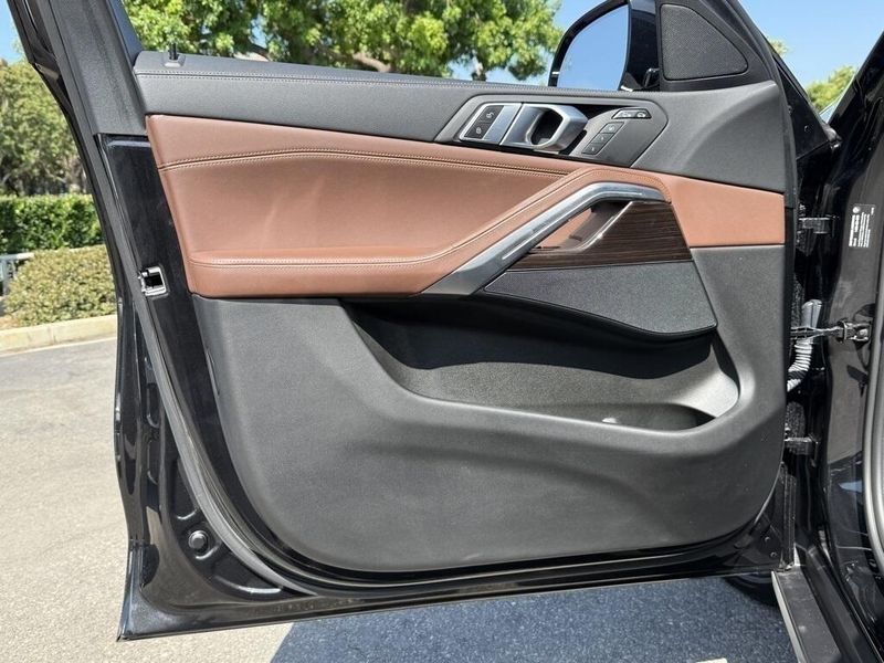 Used 2023 BMW X6 xDrive40iImage 19