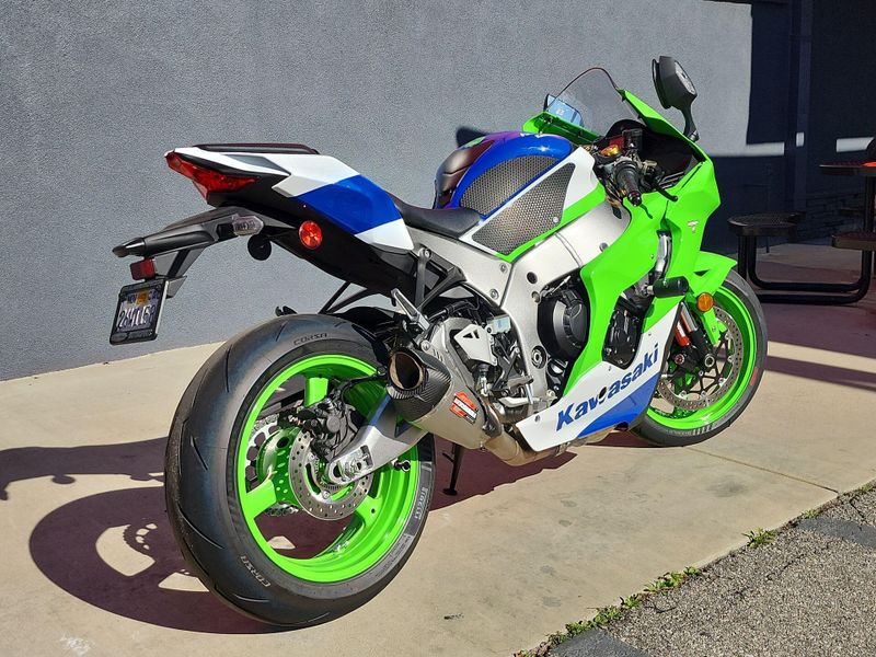 Used 2024 Kawasaki NINJA ZX-10R ABS 40th ANNIVERSARY Image 12