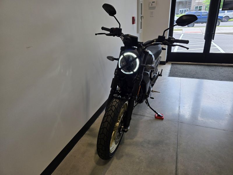 New 2025 Ducati Scrambler Full Throttle 