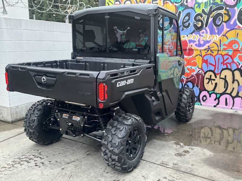 2025 Can-Am DEFENDER HD9 DPS CABImage 8