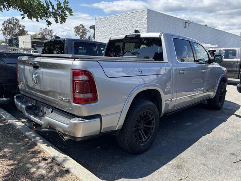 Used 2021 RAM 1500 LimitedImage 4