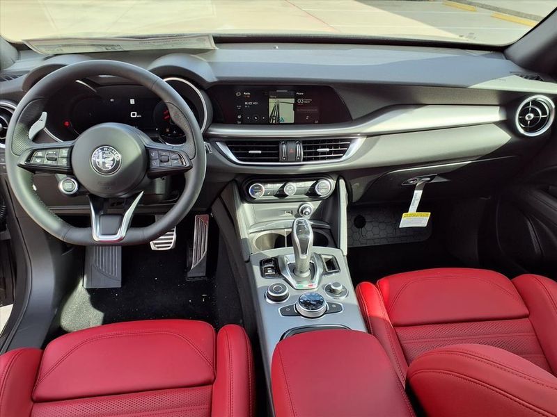 New 2026 Alfa Romeo Stelvio SprintImage 12