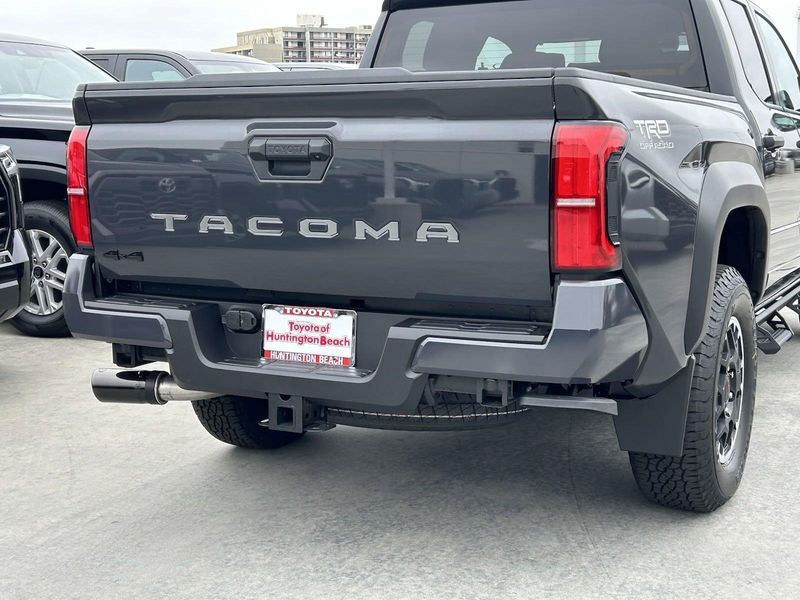 2024 Toyota Tacoma TRD Off RoadImage 4