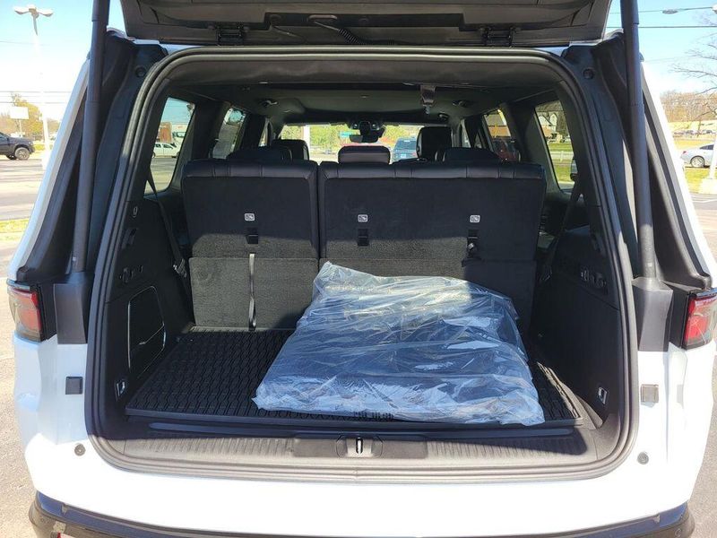 2025 Jeep Wagoneer Carbide 4x4Image 9