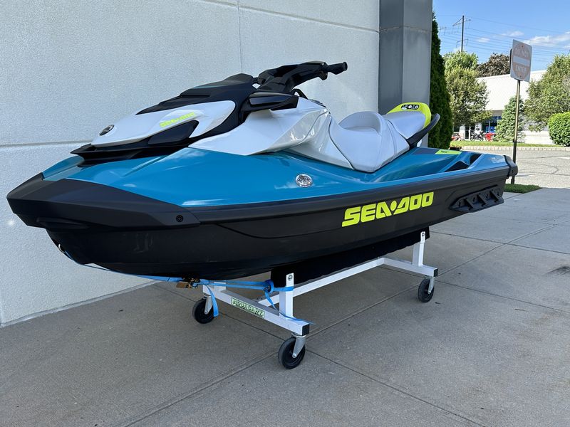 2024 SEA DOO PWC GTI SE 130 IBR  in a TEAL BLUE / MANTA GREEN exterior color. Cross Country Powersports 732-491-2900 crosscountrypowersports.com 