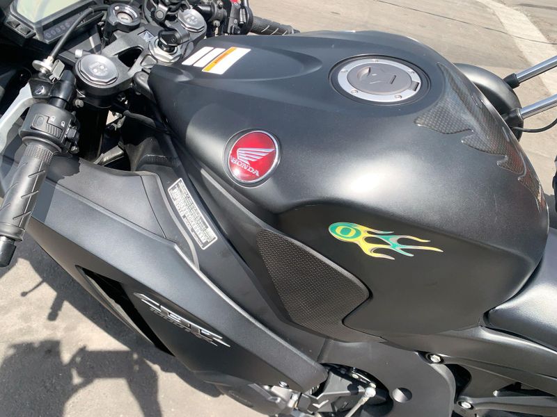 Used 2016 Honda CBR1000RR Image 18