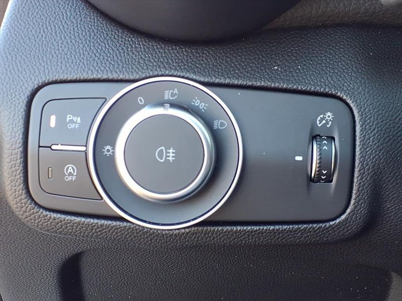 New 2025 Alfa Romeo Giulia RwdImage 19