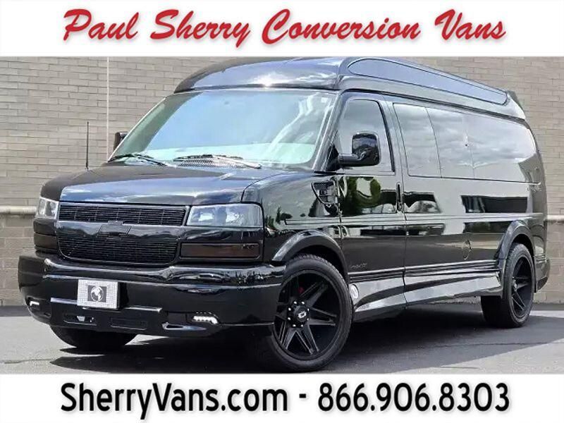2023 Chevrolet Express Cargo Image 1