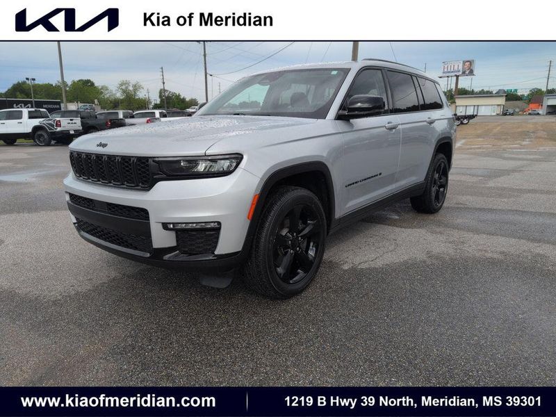 2023 Jeep Grand Cherokee L LimitedImage 1