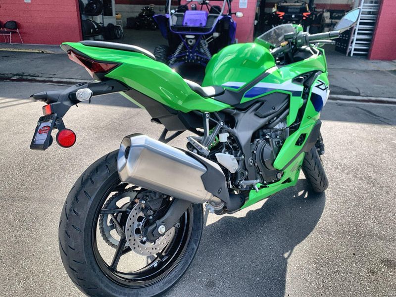 New 2026 Kawasaki NINJA ZX-4RR ABS Image 17