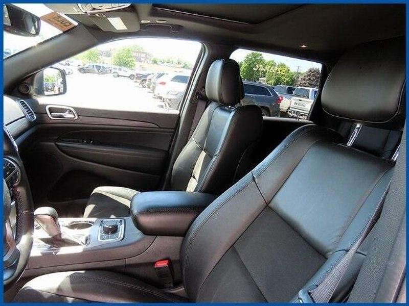 2022 Jeep Grand Cherokee WK Laredo XImage 13