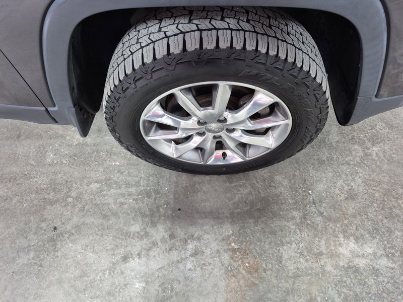 2014 Jeep Cherokee LimitedImage 7