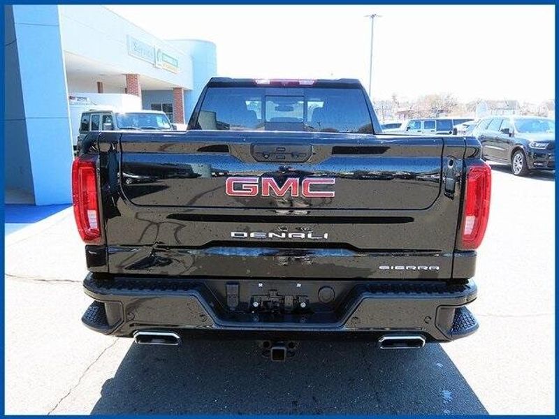 2023 GMC Sierra 1500 DenaliImage 6