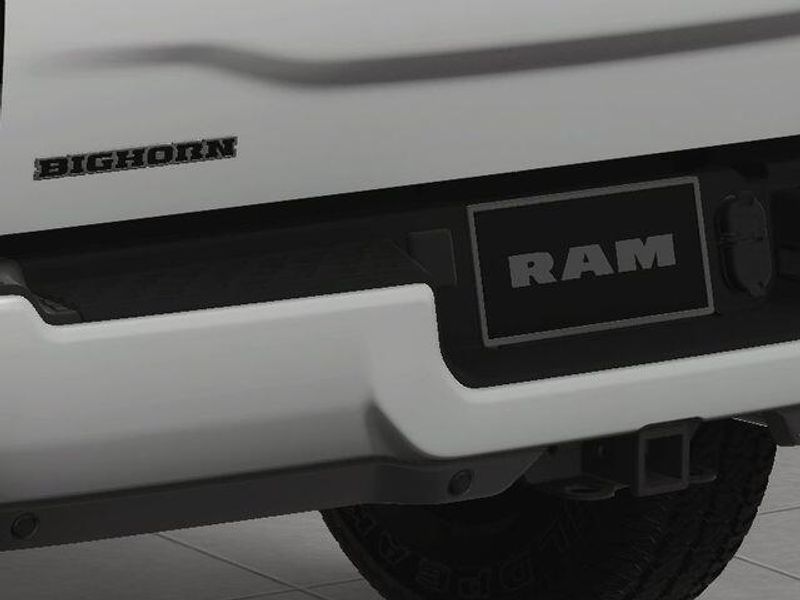 New 2024 RAM 2500 Big Horn Crew Cab 4x4 8