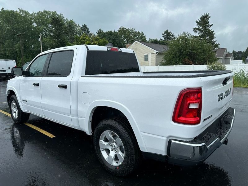 2025 RAM 1500 Big Horn Crew Cab 4x4 5