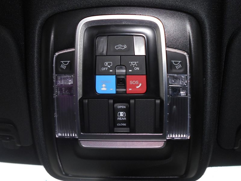 2025 RAM 1500 Big Horn Crew Cab 4x4 5