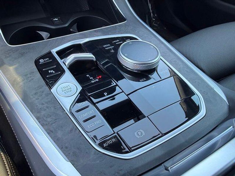 Used 2026 BMW X5 sDrive40iImage 28
