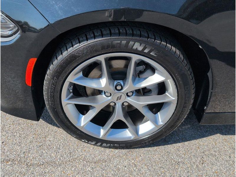 Used 2023 Dodge Charger GTImage 9