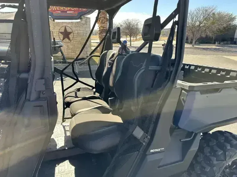 NEW 2026 CAN-AM DEFENDER MAX XT HD9 Image 11