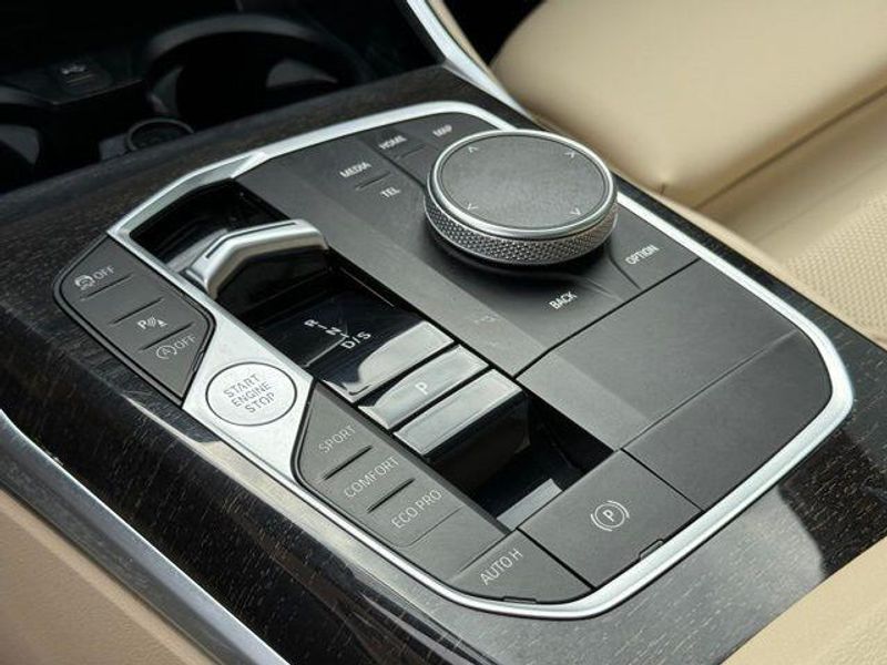 Used 2023 BMW 3 Series 330iImage 27