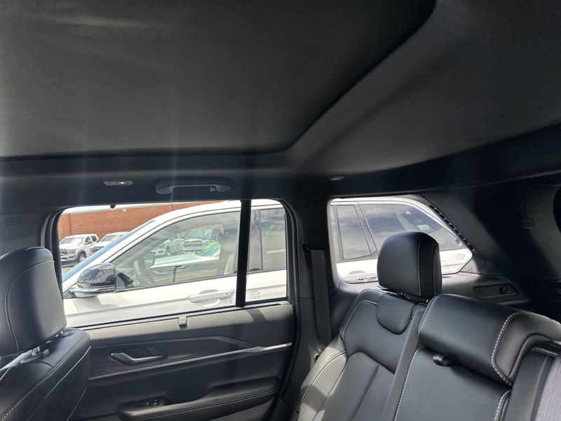 2025 Jeep Grand Cherokee Limited 4x4Image 21