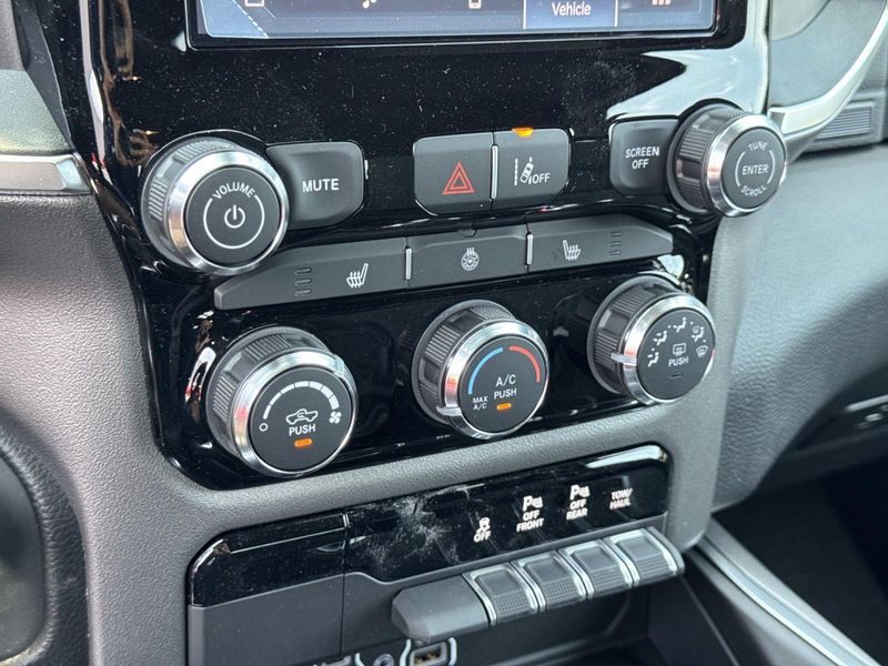 New 2026 RAM 1500 Big Horn 4x2 Crew Cab 5'7 Box