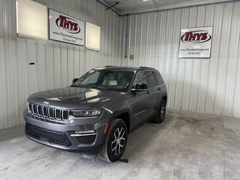 Used 2025 Jeep Grand Cherokee LimitedImage 24