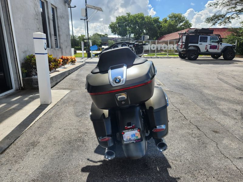 2022 BMW R18 TRANSCONTINENTAL Image 8