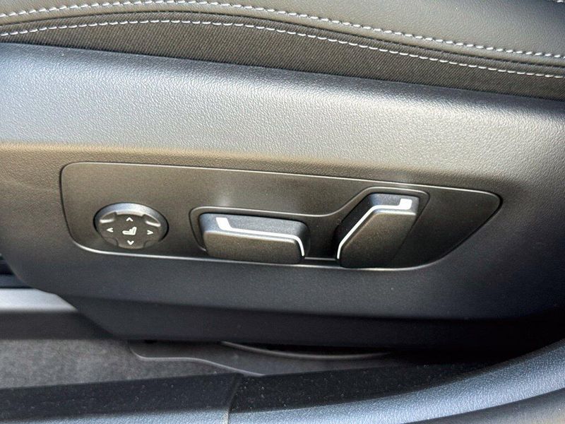 New 2027 BMW 5 Series 530iImage 16