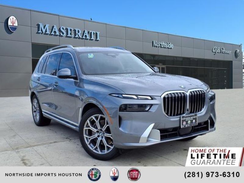 2024 BMW X7 xDrive40iImage 1