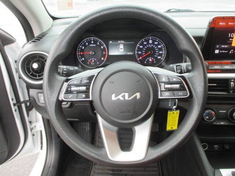 Used 2024 Kia Forte LXSImage 15