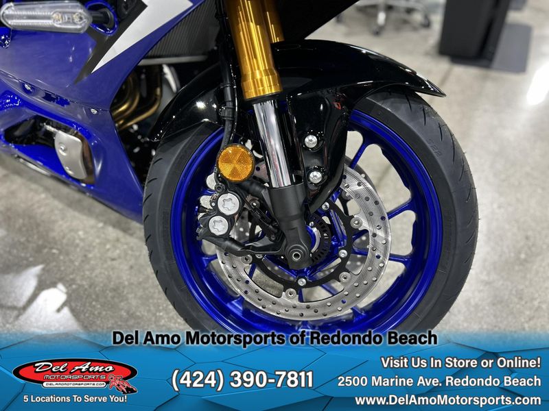 2025 Yamaha YZF-R7 Image 18