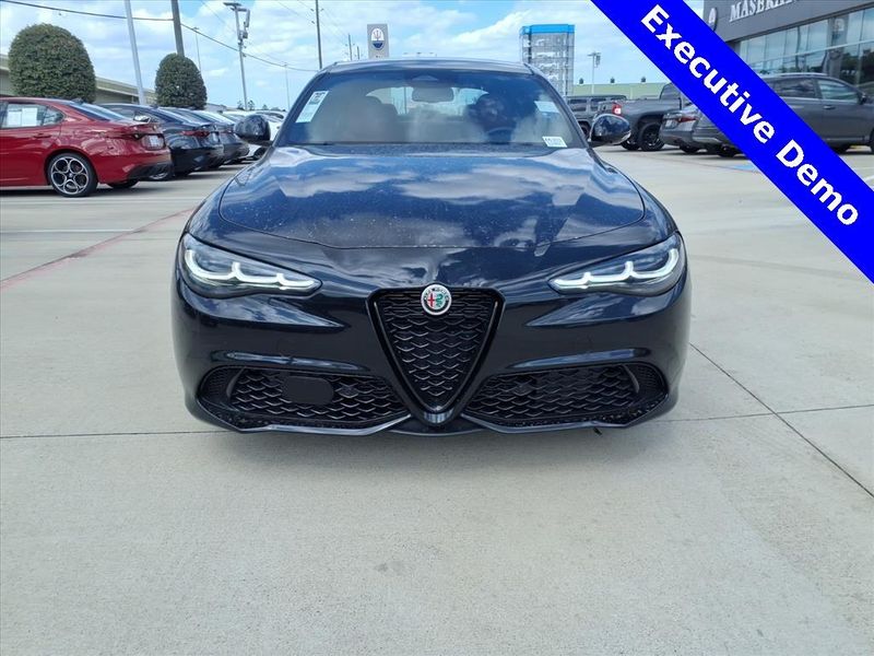 New 2025 Alfa Romeo Giulia RwdImage 4