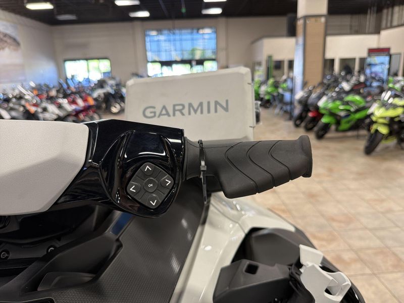 New 2025 Sea Doo FISHPRO SPORT 170 (SOUND SYSTEM) Image 20