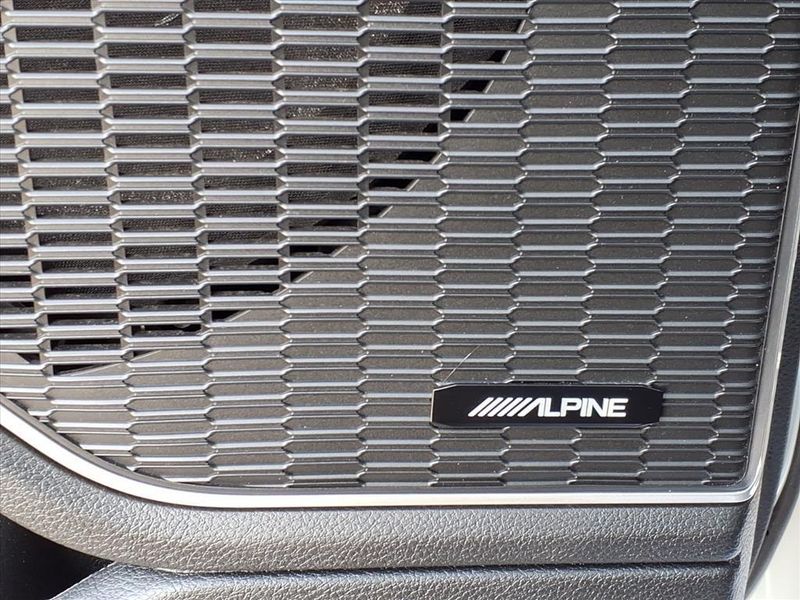 Used 2021 Jeep Grand Cherokee L LimitedImage 5