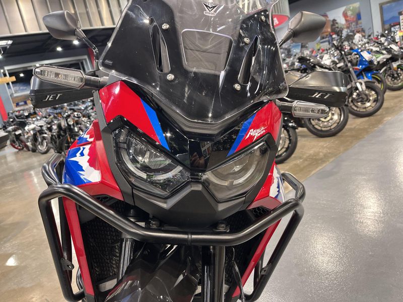 Used 2024 Honda AFRICA TWIN DCT Image 13